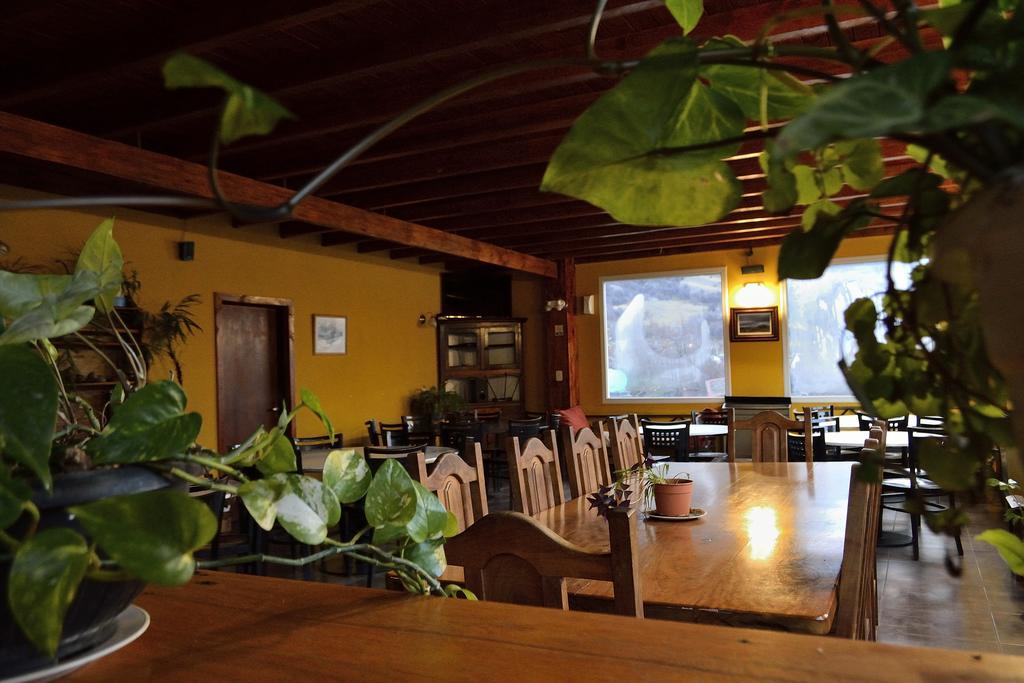 Lo De Trivi Hostel El Chalten Bagian luar foto